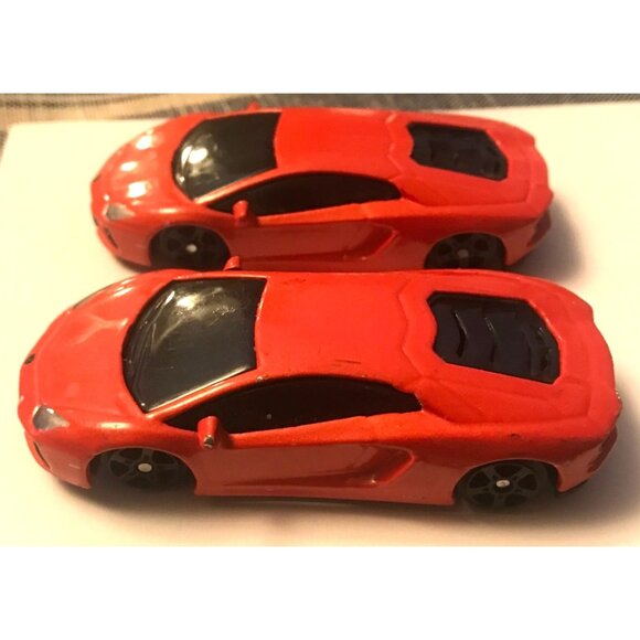 Maisto Set of 2 Red Lamborghini Aventador Cars 2018 1:64 Scale Diecast LP700-4 - Picture 5 of 11